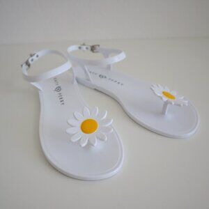 Katy Perry Daisy Sandals | 7